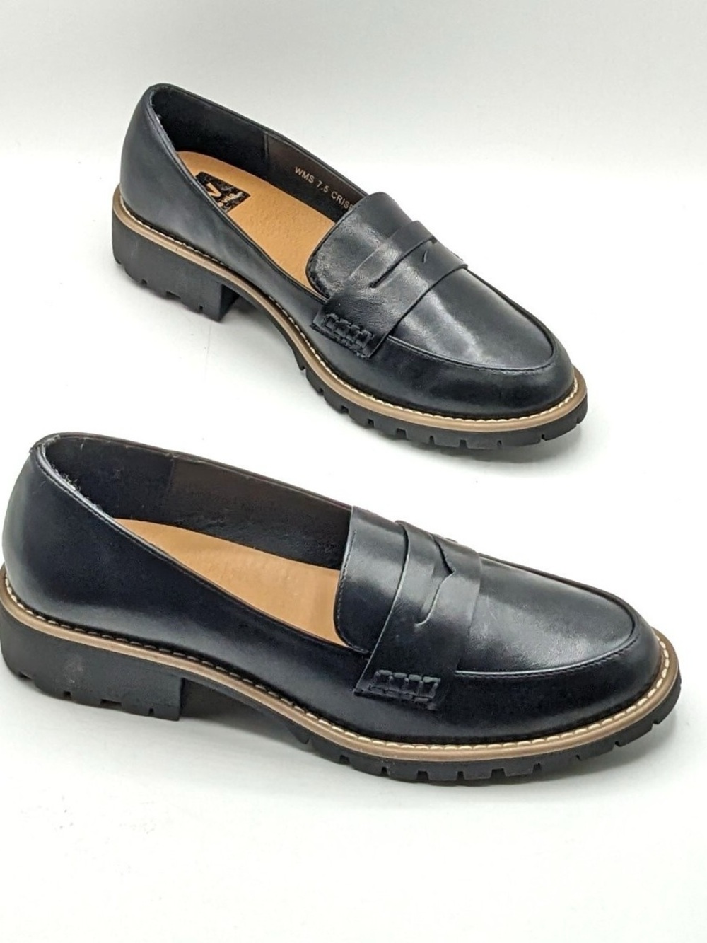 dv by Dolce Vita “Crisp” Classic Penny Loafer / Lug Sole, Block Heel (Black) NWT